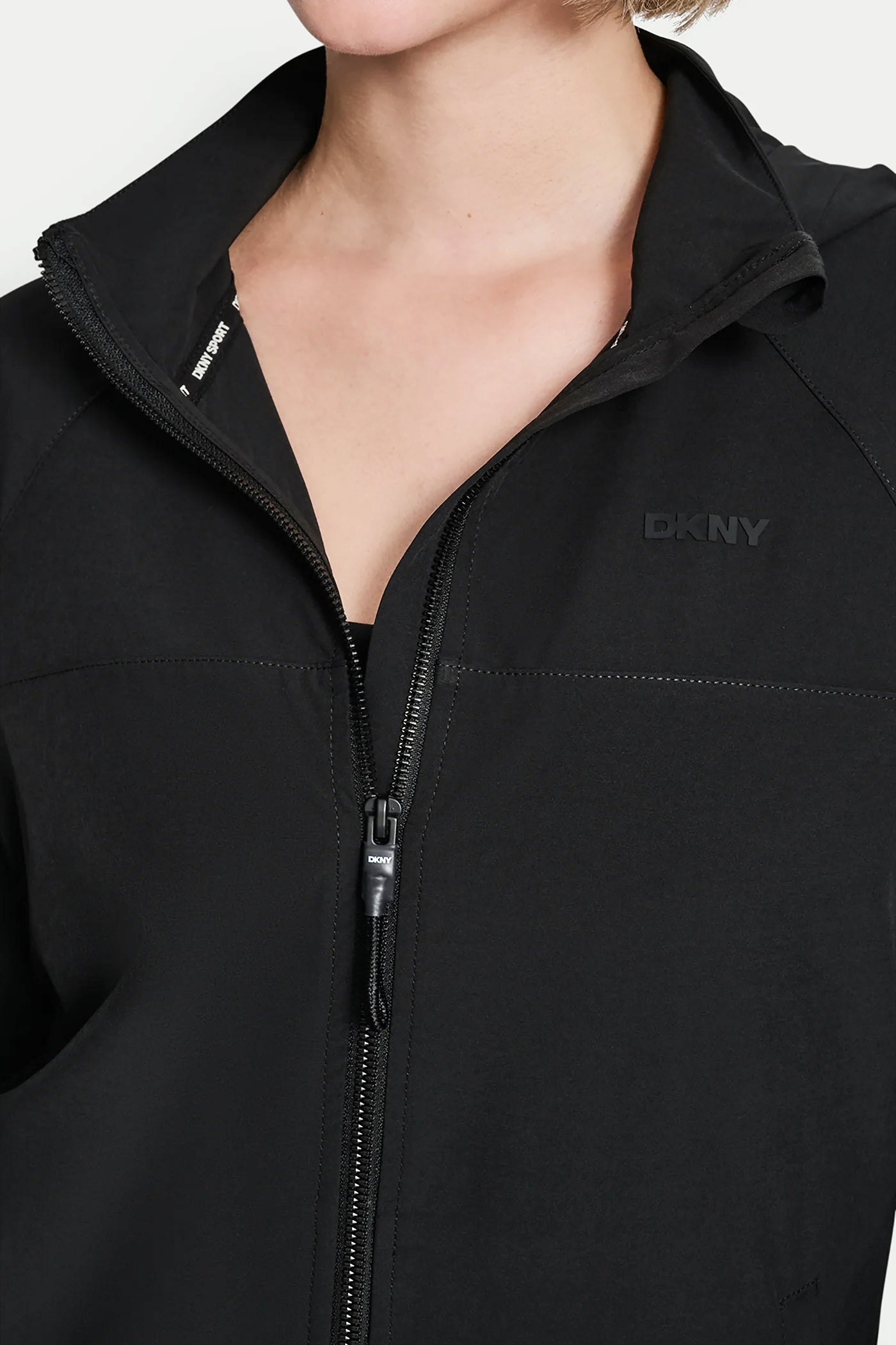 dknydp20025 42 dp6j9600 blk alt3 fbd551f0 1f27 4322 986d b433c410e791 dknydp20025 42 dp6j9600 blk alt3 fbd551f0 1f27 4322 986d b433c410e791