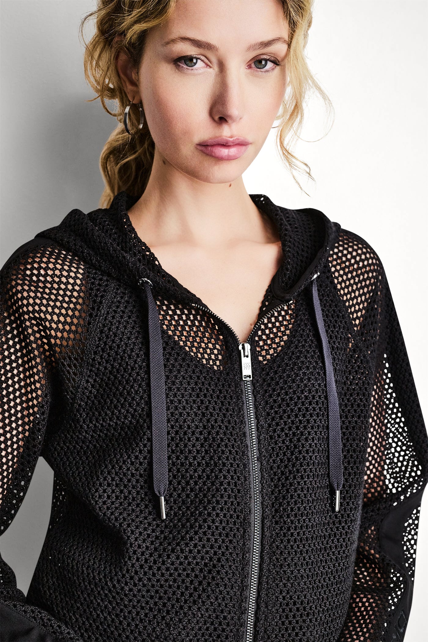 dknydw03626 34 p6de7cny blk alt2 271cc144 0de8 4d75 acba 81473156452d dknydw03626 34 p6de7cny blk alt2 271cc144 0de8 4d75 acba 81473156452d
