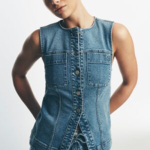 dkny su26 editorial 54 1400x2100 3e0917fe 7297 4263 a977 c86a868be60e