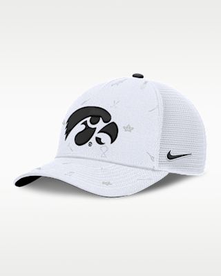 iowa country club golfin' rise Мужская регулируемая кепка nike college trucker iowa country club golfin' rise Мужская регулируемая кепка nike college trucker