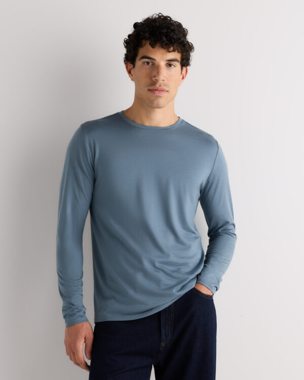 100% merino wool all season long sleeve base layer tee