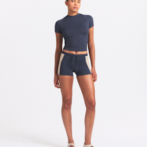 Home nikeskims matte shine mix Женские шорты 2 дюйма