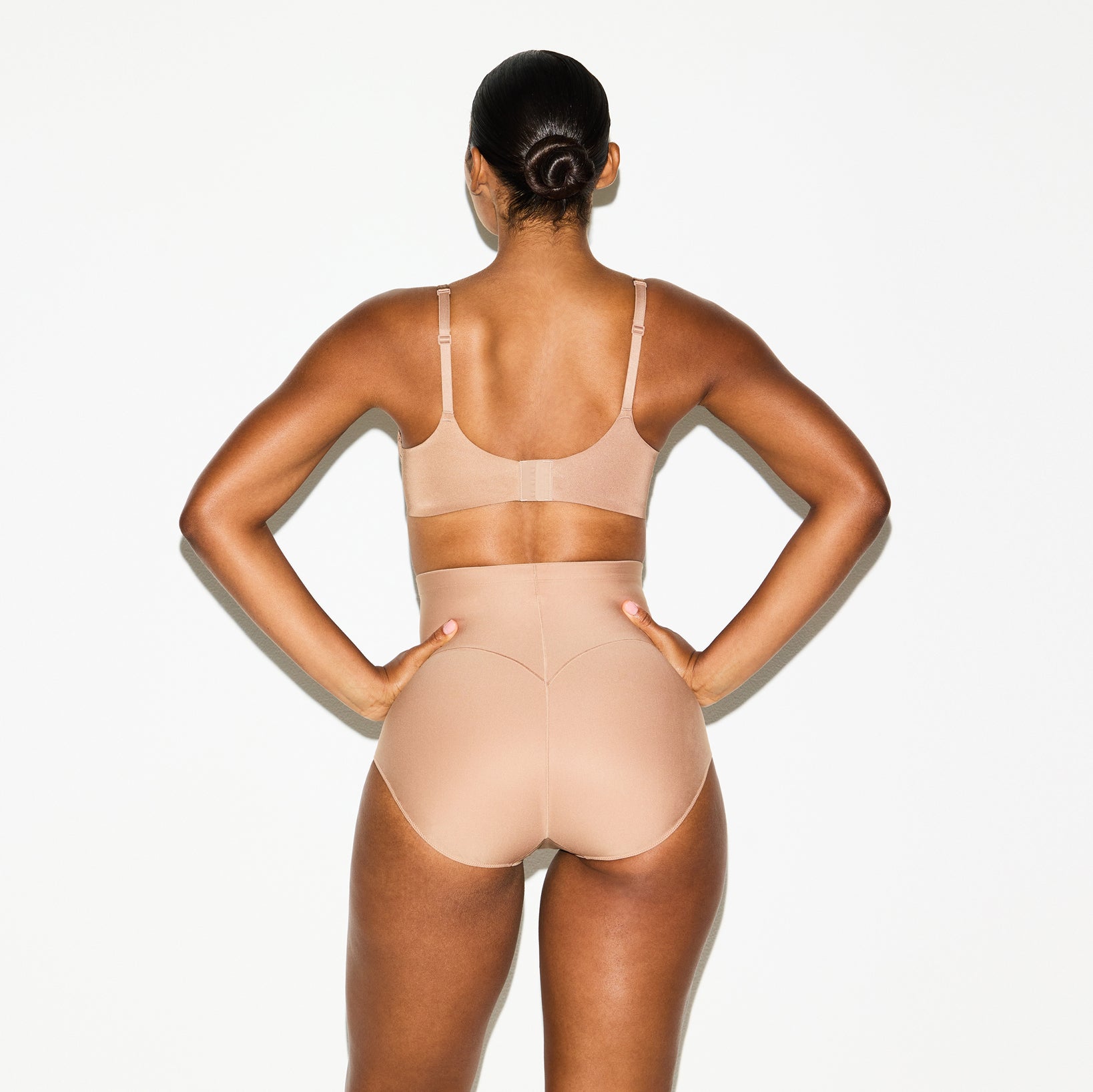 skims body core sculpt butt lifting brief skims body core sculpt butt lifting brief
