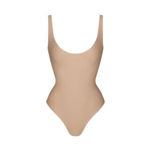 skims body scoop low back thong bodysuit
