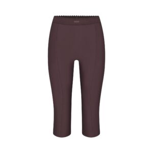 Витрина skims body high waisted capri