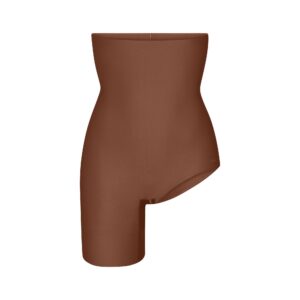 skims body left leg solution short