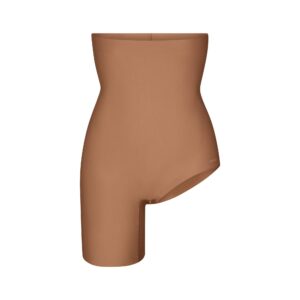skims body left leg solution short