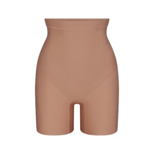 skims body core sculpt mid rise short