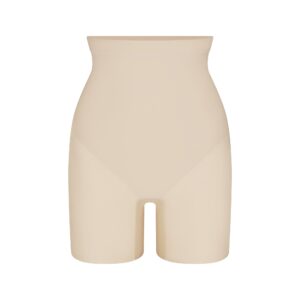skims body core sculpt mid rise short