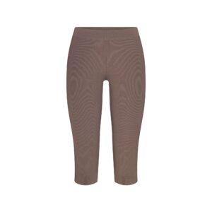 refined knit capri