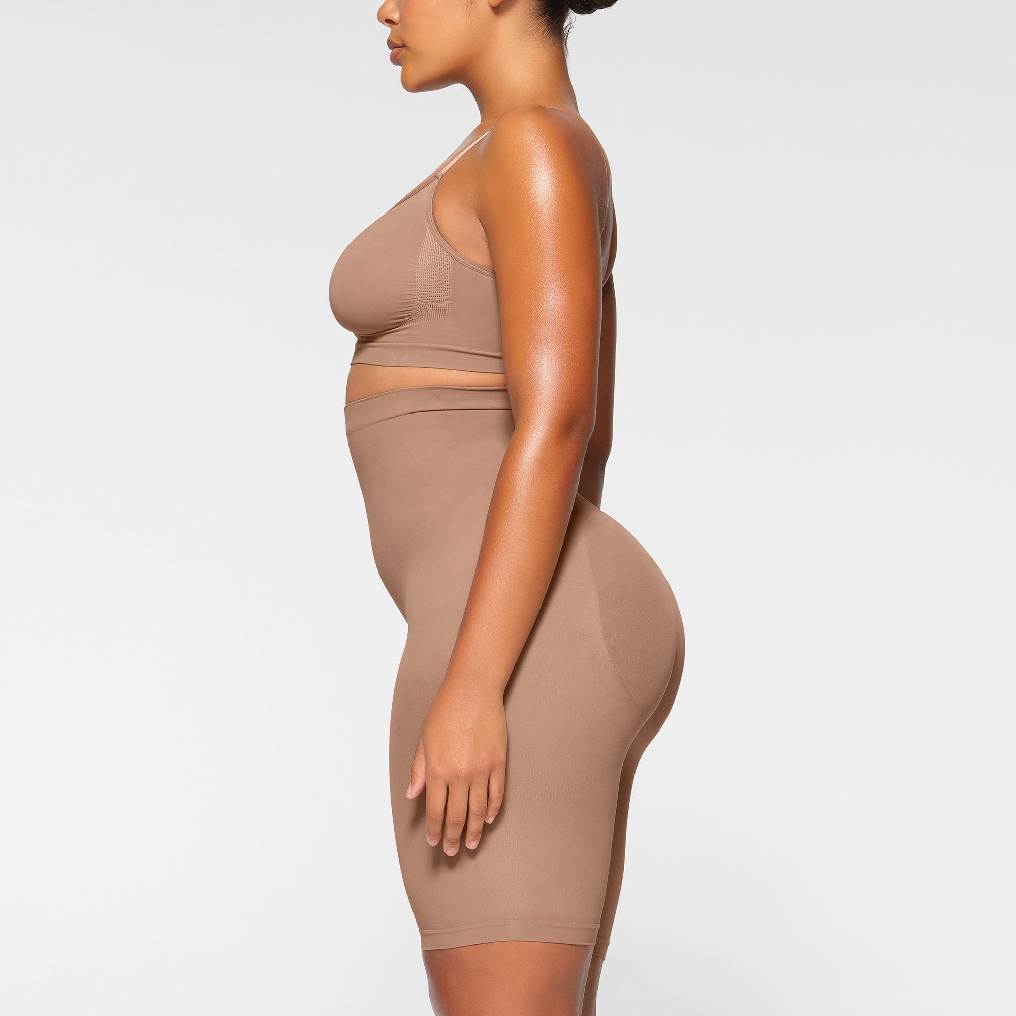 seamless sculpt high waisted above the knee short seamless sculpt high waisted above the knee short