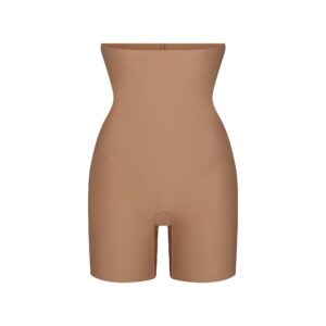 skims body core sculpt high waisted short