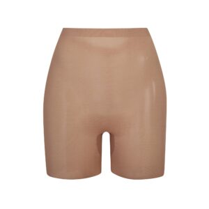 sheer sculpt low back short