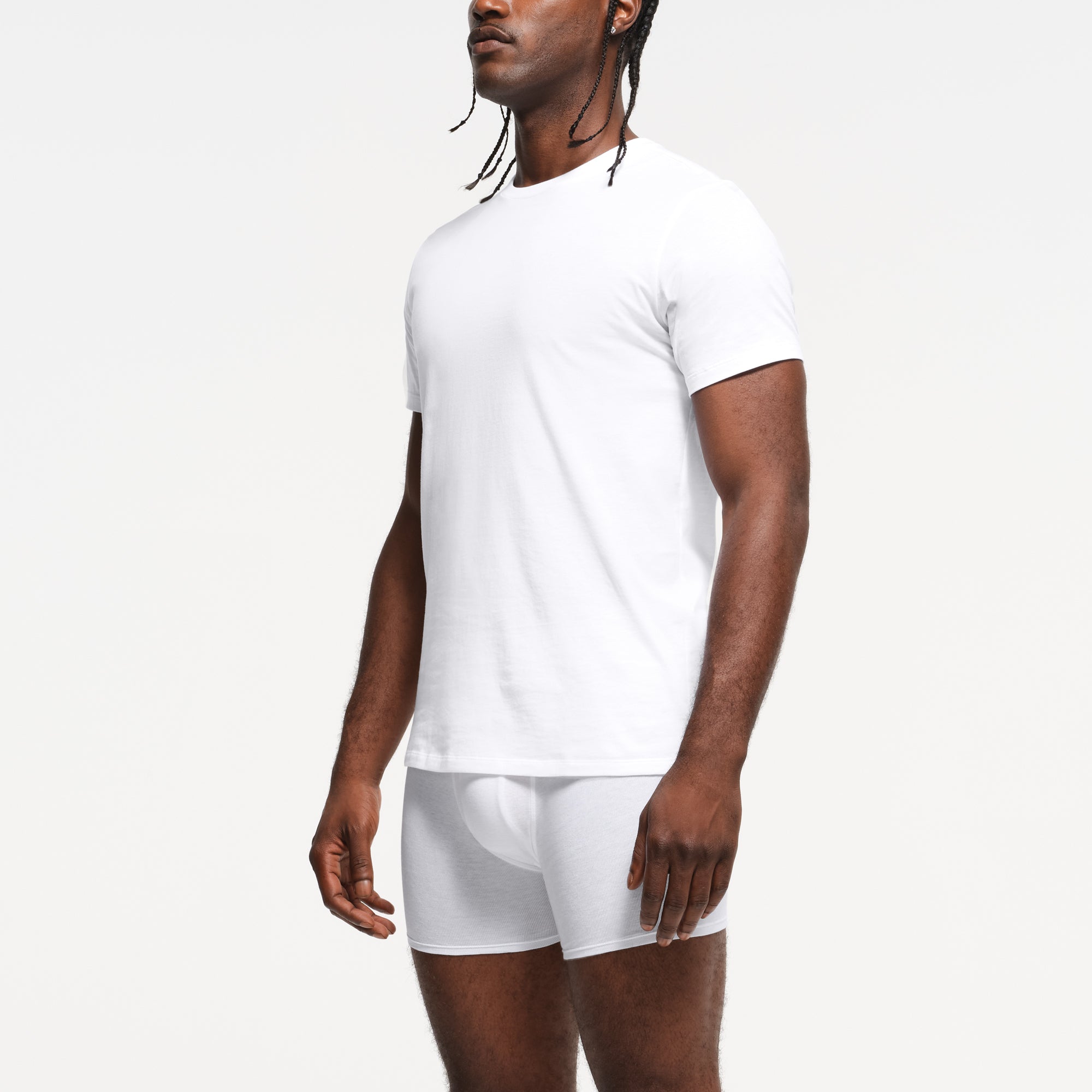 skims basics mens lightweight t shirt 3 pack skims basics mens lightweight t shirt 3 pack