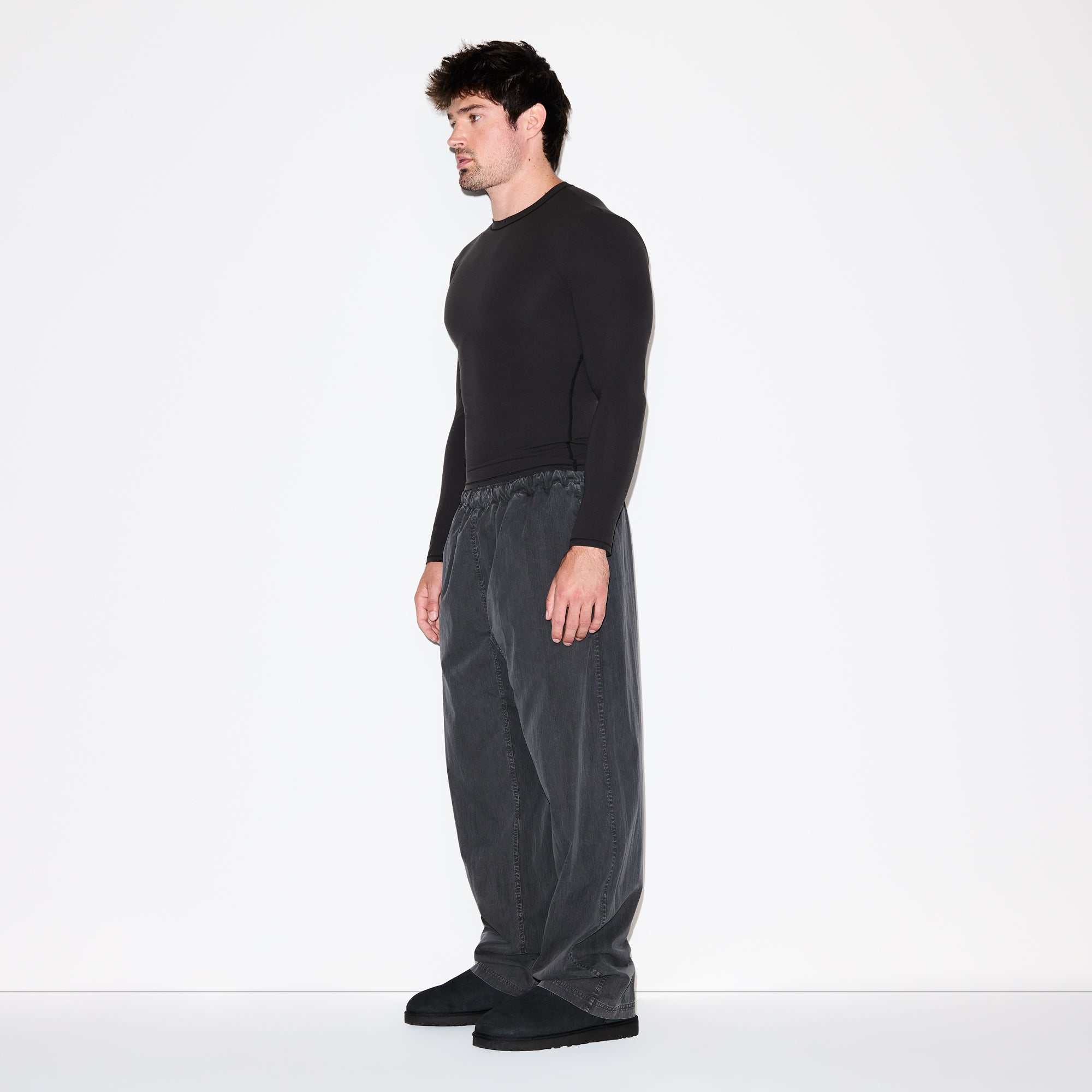 fits everybody mens slim long sleeve t shirt fits everybody mens slim long sleeve t shirt