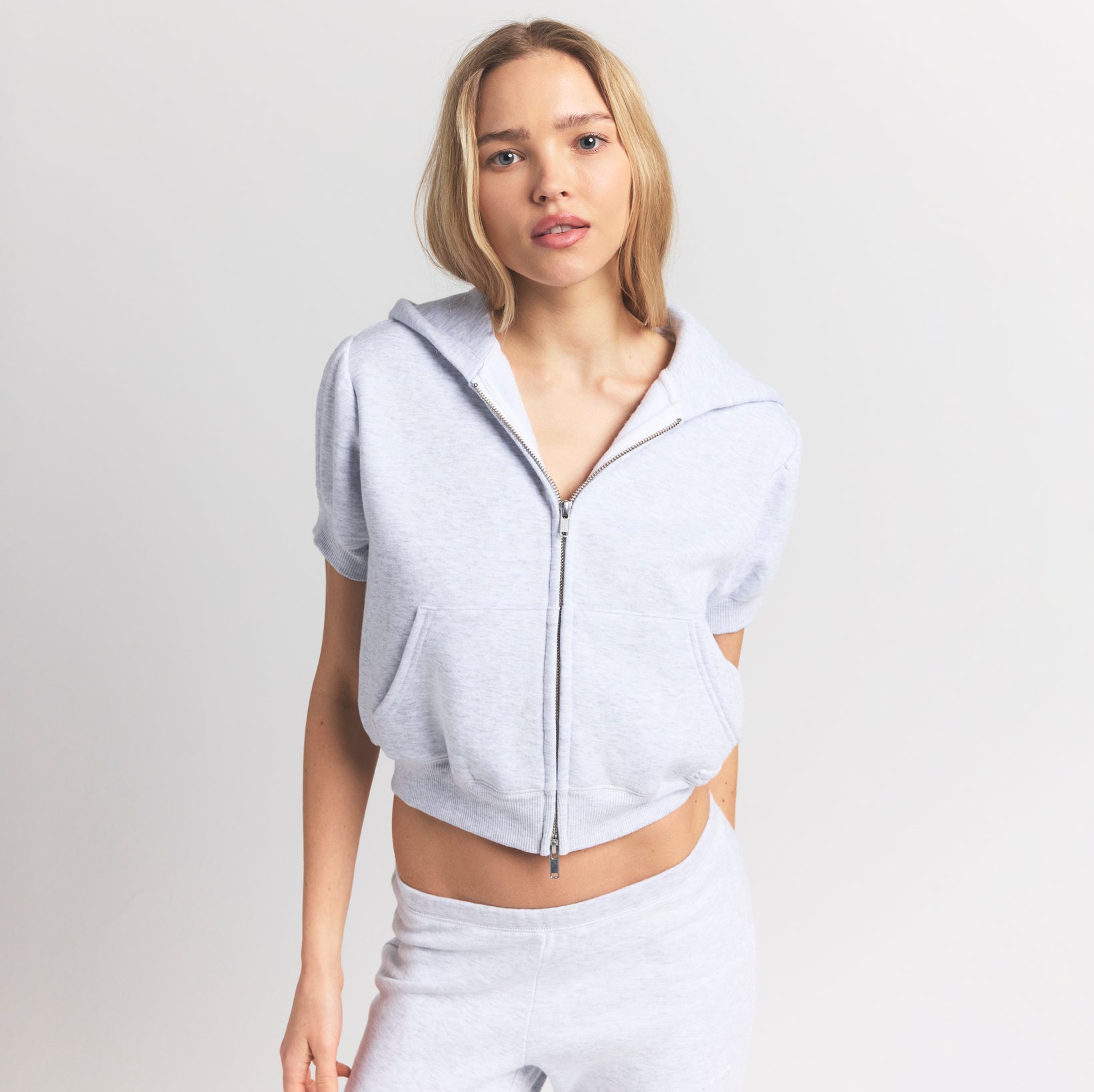 cotton fleece bubble sleeve cropped zip up cotton fleece bubble sleeve cropped zip up