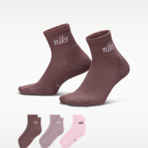 Витрина nike everyday elevated Носки до щиколотки (3 пары)