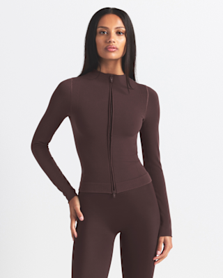 nikeskims vintage seamless Женская куртка на молнии во всю длину nikeskims vintage seamless Женская куртка на молнии во всю длину