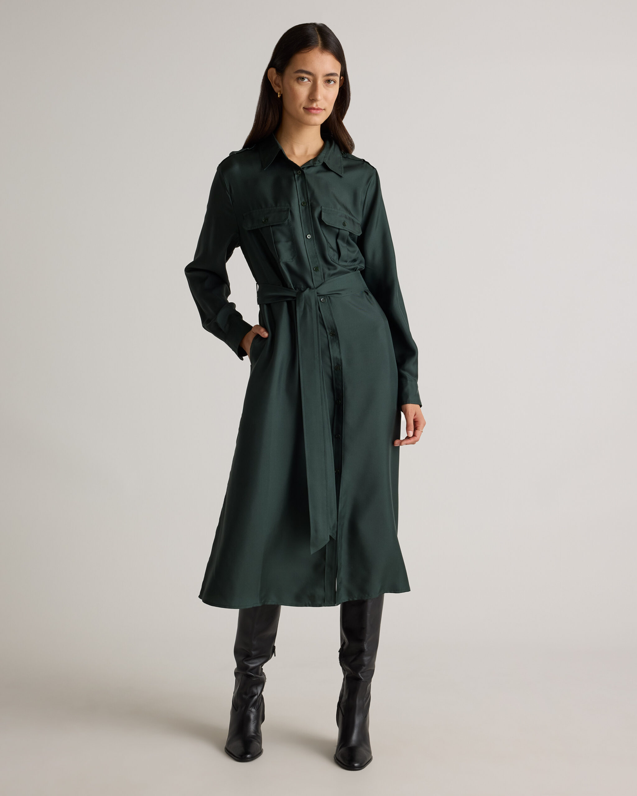 Платье рубашка из 100% шелкового твила Платье рубашка из 100% шелкового твила