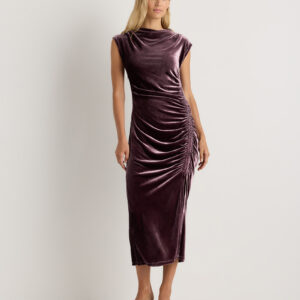 Платье миди из эластичного шелкового бархата со сборками