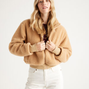Витрина Куртка из шерпы с капюшоном