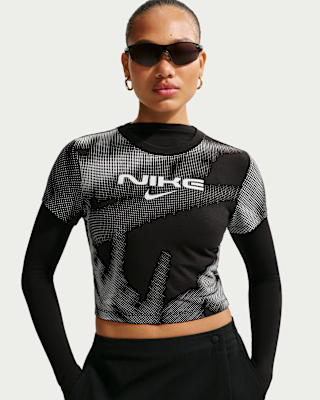 nike sportswear chill knit Женская узкая укороченная футболка nike sportswear chill knit Женская узкая укороченная футболка
