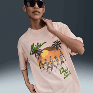 nike sportswear essential Женская футболка оверсайз