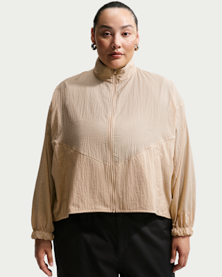 nike sportswear Женская легкая куртка оверсайз из рипстопа (большие размеры) nike sportswear Женская легкая куртка оверсайз из рипстопа (большие размеры)