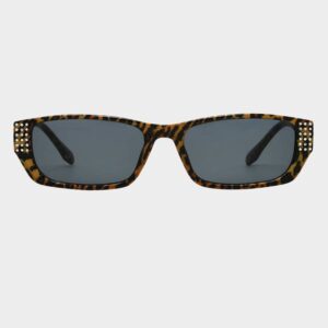 betsey johnson smoke rectangular ladies sunglasses 10269941.cgr leosmk