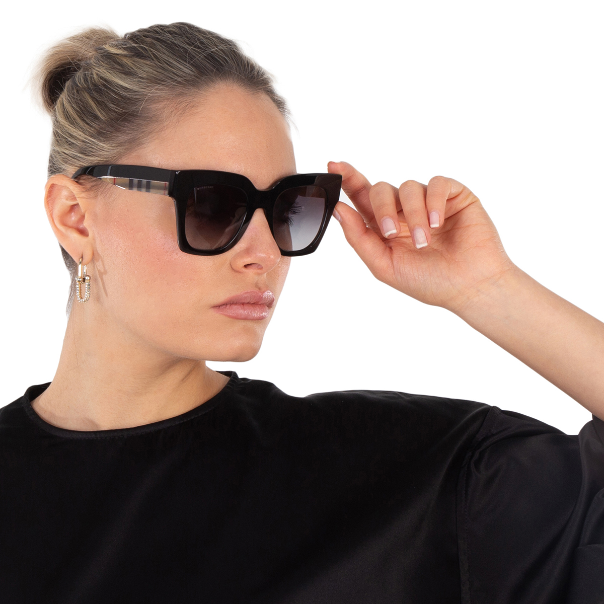 burberry kitty grey gradient square ladies sunglasses be4364 39428g 49 burberry kitty grey gradient square ladies sunglasses be4364 39428g 49