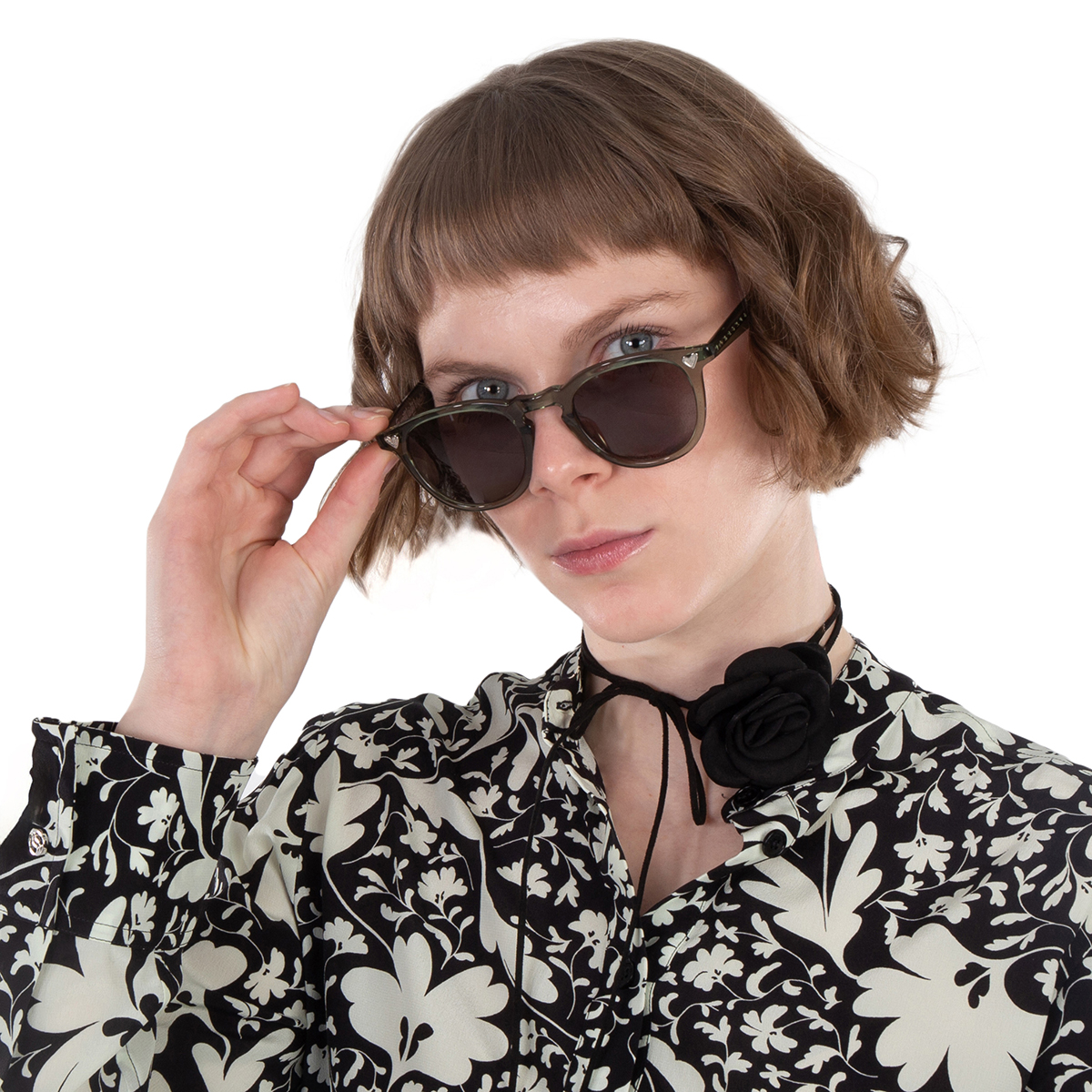 garrett leight glco x andre saraiva sun g15 oval ladies sunglasses 2082 jun/g15 46 garrett leight glco x andre saraiva sun g15 oval ladies sunglasses 2082 jun/g15 46