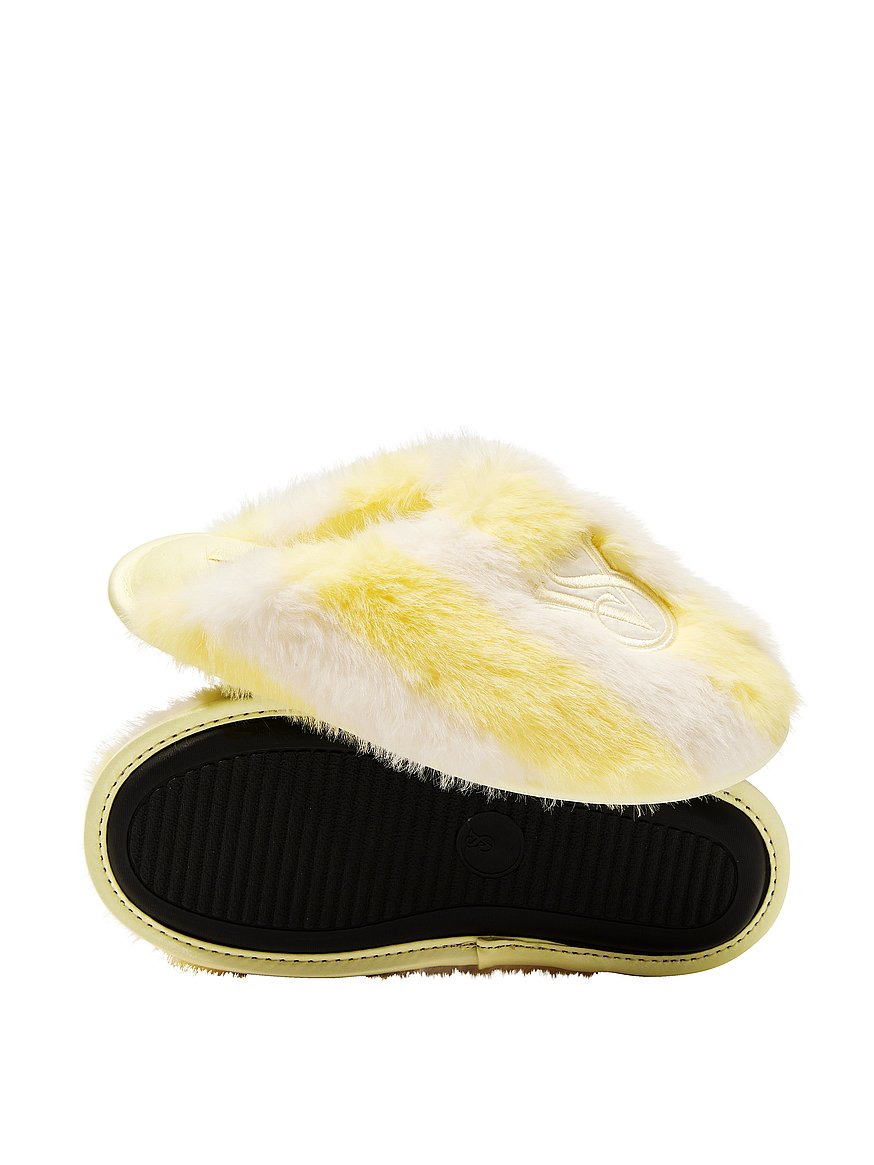 luxe plush closed toe slippers luxe plush closed toe slippers