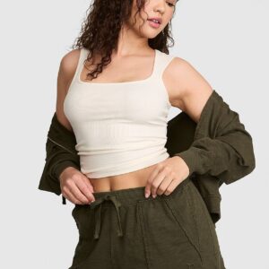 Витрина lightweight lounge a line shorts