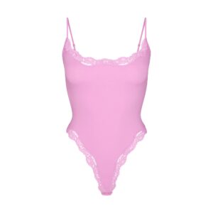 Витрина fits everybody lace cami bodysuit