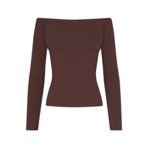 Витрина smooth layers off the shoulder top