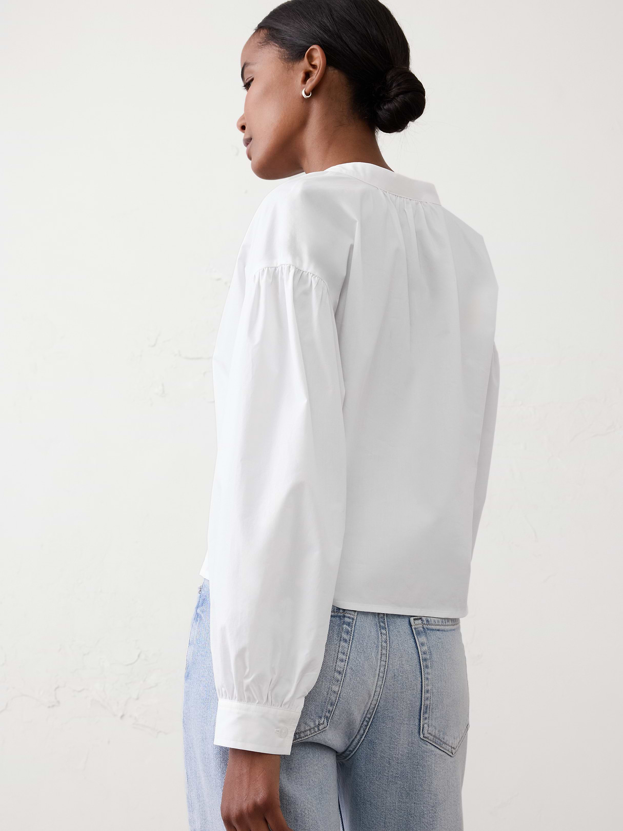 poplin puff sleeve buttoned top poplin puff sleeve buttoned top