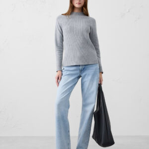 Витрина ribbed mock neck sweater