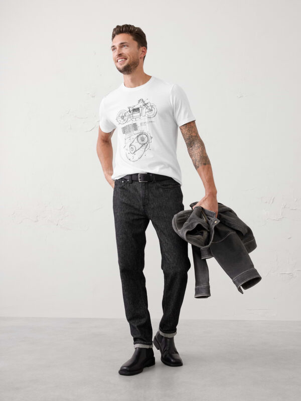 graphic t shirt