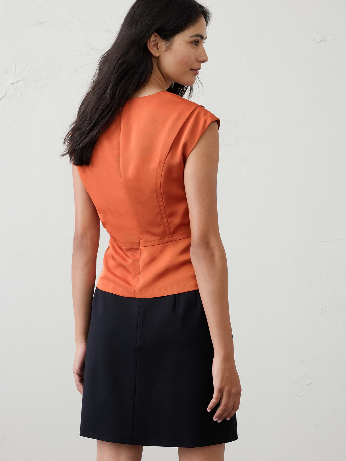seamed hourglass top seamed hourglass top