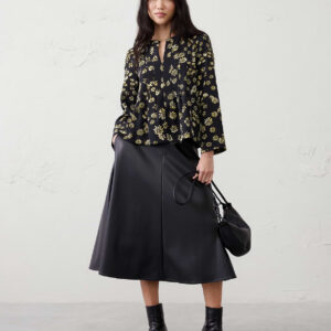 Витрина pleated swing top