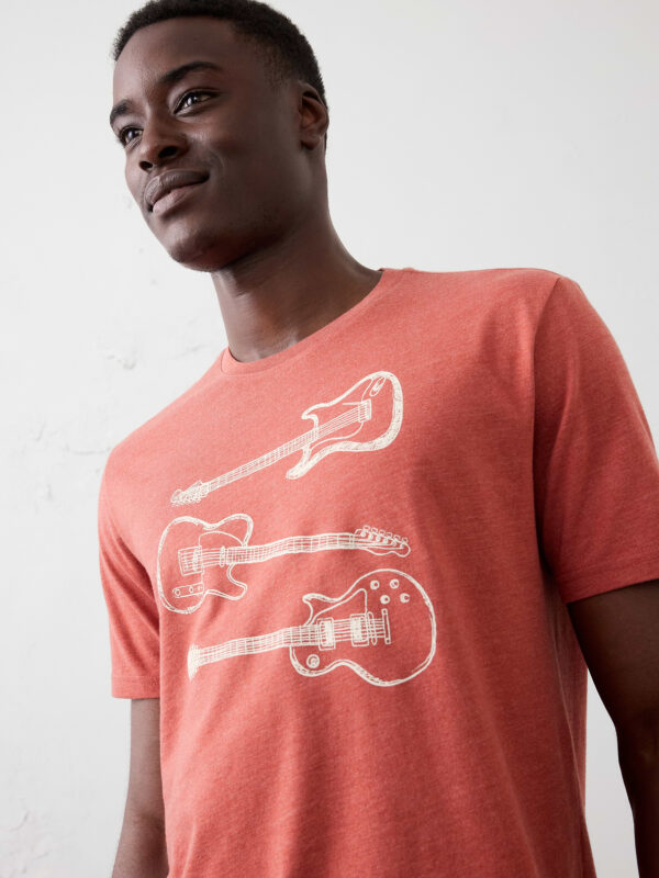 graphic t shirt
