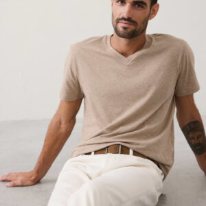 Витрина standard fit premium wash v neck shirt
