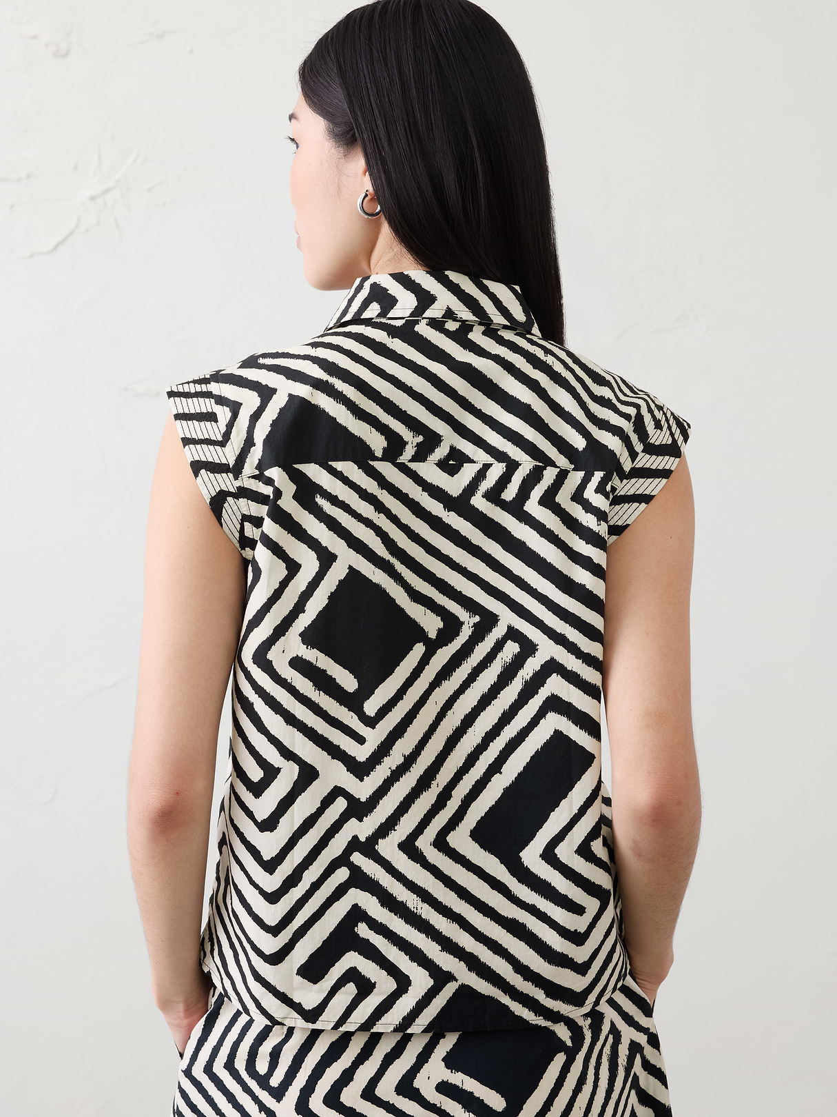 trapunto cap sleeve shirt trapunto cap sleeve shirt