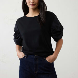 Витрина mixed media volume sleeve top