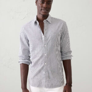 Home standard fit seersucker shirt