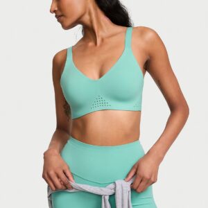 vsx featherweight™ medium v neck sports bra