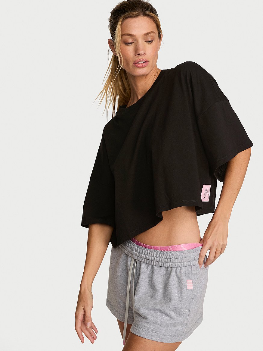 100% cotton oversized crop tee 100% cotton oversized crop tee