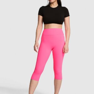 Home pink relay™ capri leggings