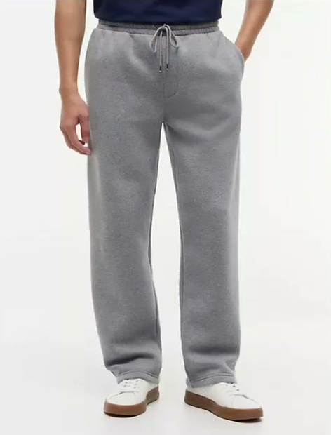 relaxed brushed back fleece sweatpant