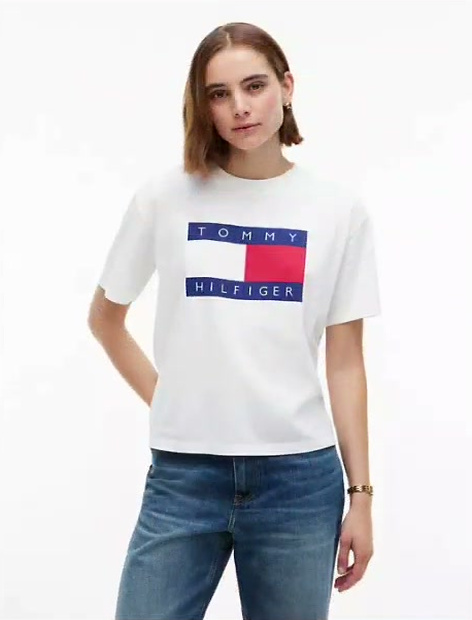 flag logo t shirt